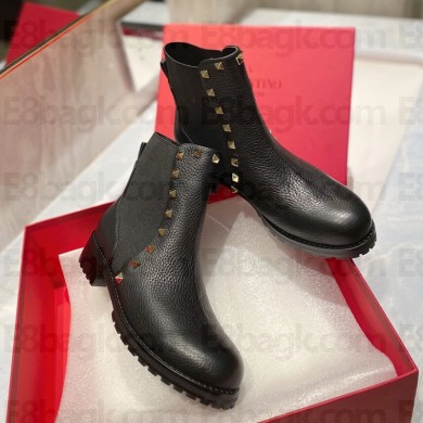 Valentino Lychee grain cowhide boots in black  Vs023
