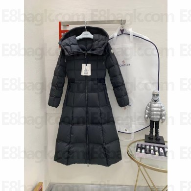 Moncler long puffer coat 01 2024