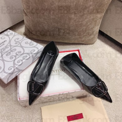 Valentino Calfskin Flat shoes in black   Vs038