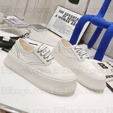 Chanel Denim upper cowhide lining biscuit shoes in White Cs120