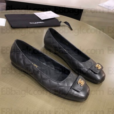  Chanel sheepskin/Cowhide Single shoes in Black  Cs217