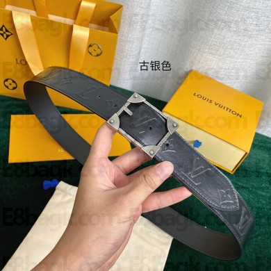 Louis Vuitton Calfskin belt in black   Ly018