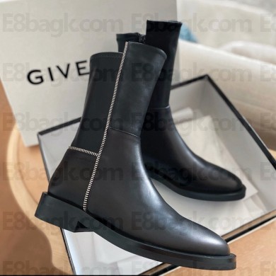 GIVENCHY First layer calfskin boots in Black GVs003