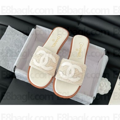 Chanel Slippers Lambskin with CC logo white 2025