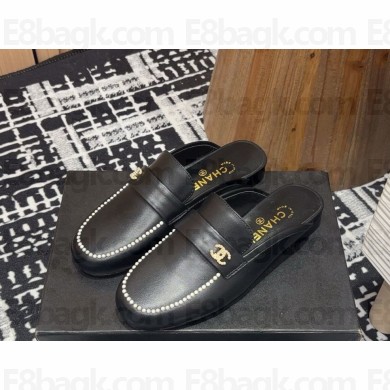 Chanel lambskin mule with pearl decoration in black 2025