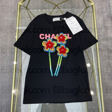 chanel flowers Embroidered T-SHIRT BLACK 2023