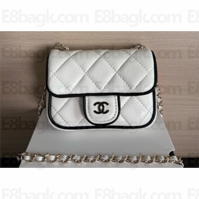 Chanel Clutch with Chain in Shiny LAMBSKIN AP4512 WHITE 2025