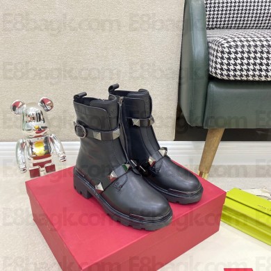 VALENTINO ROMAN STUD CALFSKIN COMBAT BOOT 40MM SO BLACK