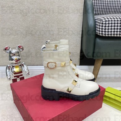 VALENTINO ROMAN STUD CALFSKIN COMBAT BOOT 40MM WHITE