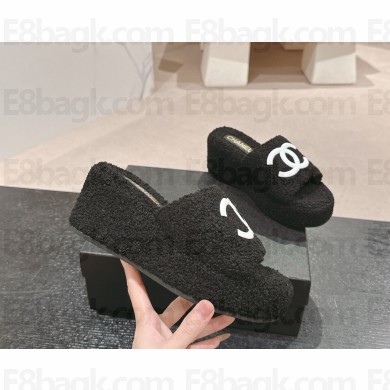 Chanel Platform CC Logo Shearling slippers black 2024