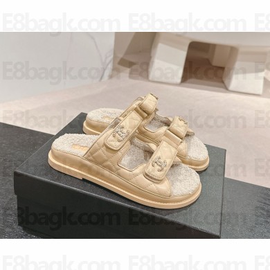 Chanel CC Logo Beach Mules Sandals Shearling 02 2024