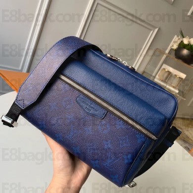 louis vuitton Outdoor Messenger bag m30242 cobalt in taiga leather