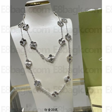 Van Cleef & Arpels Magic Alhambra necklace,20 motifs 08 2024