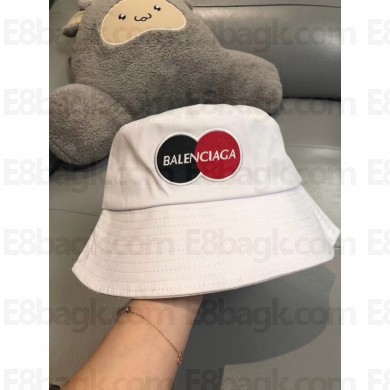 BALENCIAGA white beanie 01 2020