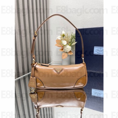 Prada Re-Edition 2002 small leather shoulder bag 1BC201 Caramel 2024