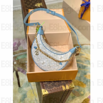 louis vuitton monogram canvas Loop handbag M81094