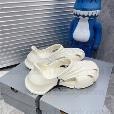 balenciaga Mold Closed in WHITE rubber 