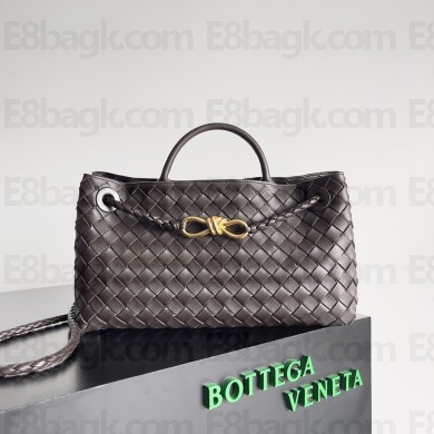Bottega Veneta Intrecciato leather Small East/West Andiamo top handle Bag fondant 2023