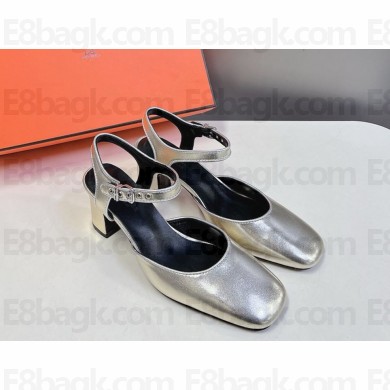Hermes Kamilla 60 pump Mary Jane shoe in goatskin and Nappa leather platine / gris argenté 2025