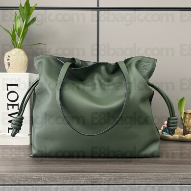 loewe large Flamenco clutch in nappa calfskin dark green 2024