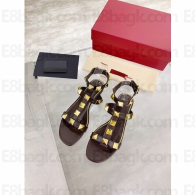 Valentino ROMAN STUD FLAT CALFSKIN SANDAL coffee 2021