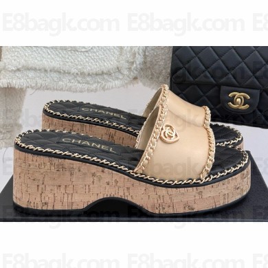Chanel platform double C with chain slippers Beige leather 2025
