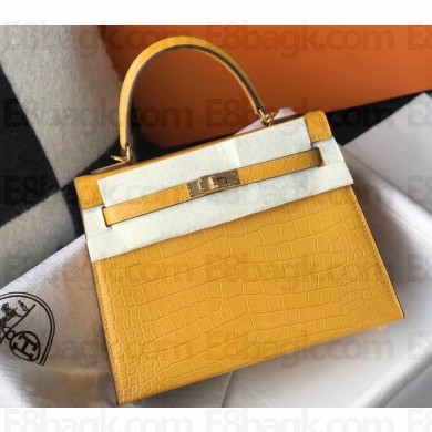 Hermes Kelly 25cm/28cm Bag in Alligator Embossed Leather Yellow
