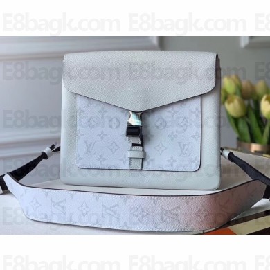 Louis Vuitton Outdoor Flap Messenger Bag M30411 Silver 2020