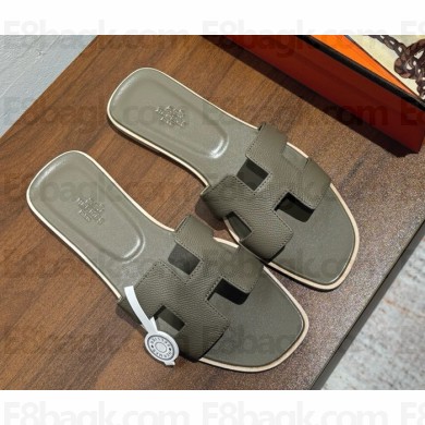 Hermes Oran sandal in calfskin 02 2025