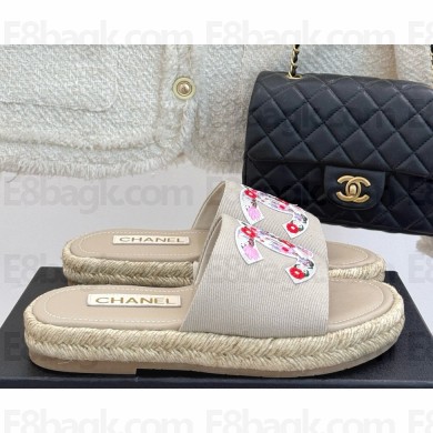 Chanel CC logo fisherman slippers beige 2025