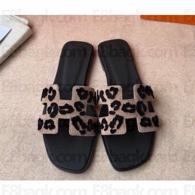 Hermes Oran sandal in tufted suede goatskin beige / noir 2025