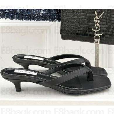 Toteme leather Flip flops black 2025