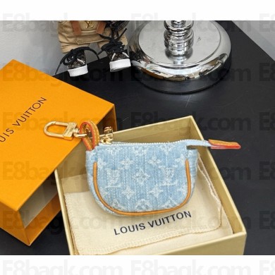 Louis Vuitton M02460 LV x TM Micro Pochette Monogram 04 2025