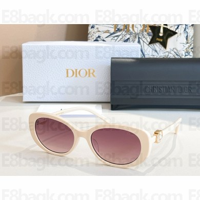 DIOR Sunglasses CD8977 02 2025