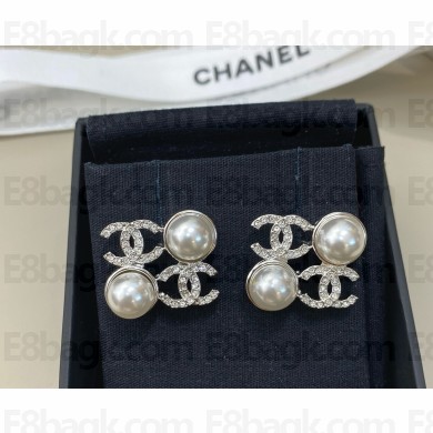 Chanel Stud Earrings Metal, Glass Pearls & Strass ABF730 Silver, Pearly White & Crystal 2025
