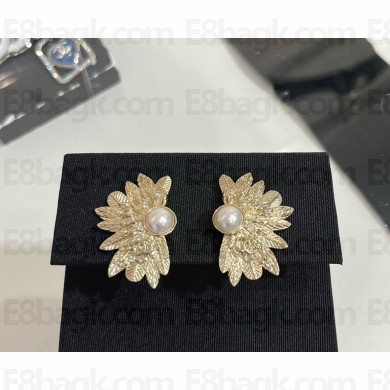 Chanel Clip-on Earrings Metal, Glass Pearls & Strass ABF696 Gold, Pearly White & Crystal 2025