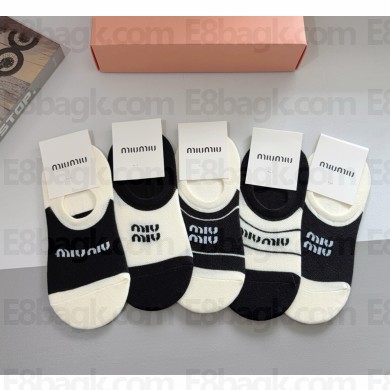 MIU MIU Socks 052118 2025