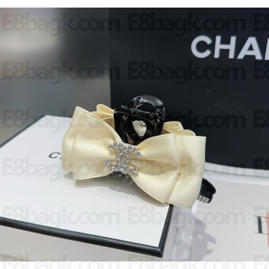Chanel Hair Accessory 060923 2025