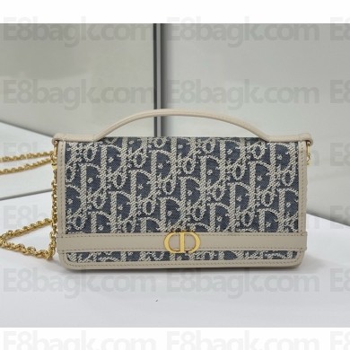 Dior 30 Montaigne Cigale Pouch with Chain Blue Dior Oblique Chambray with Raffia Effect and Light Biscuit Smooth Calfskin 2025