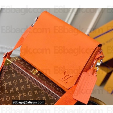 Louis Vuitton Aerogram leather New Messenger Bag Orange