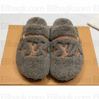 Louis Vuitton Shearling Winterbreak Flat Comfort Mules 05