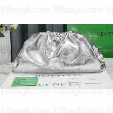 Bottega Veneta leather Large pouch clutch bag 12