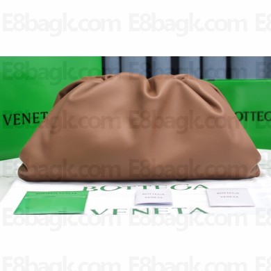 Bottega Veneta leather Large pouch clutch bag 09