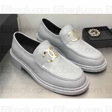 Chanel Heel 6.5cm CC Logo Shiny Calfskin Loafers G39602 Gray 2023