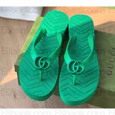 Cheap Sale Gucci Chevron Thong Sandals with Double G Green