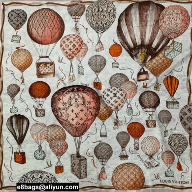Louis Vuitton square silk Scarf 90x90cm 06 2023