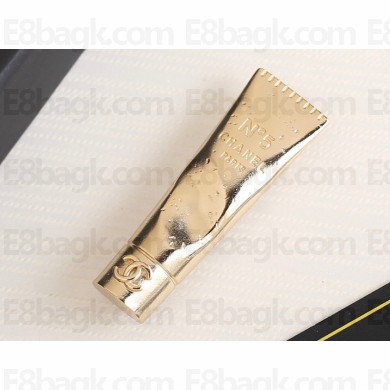 Chanel Brooch 37 2023