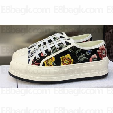 DIOR Walk'n'Dior Platform Low Top Sneakers in Black Multicolor Cotton Embroidered With Petites Fleurs Motif 2023