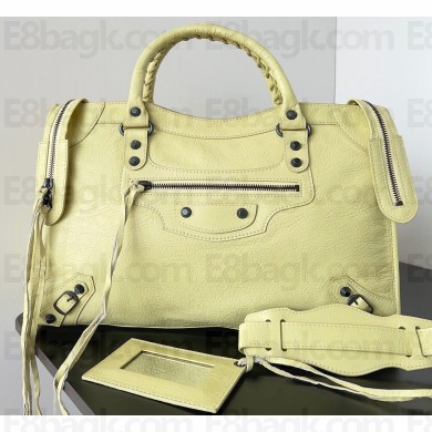 Balenciaga Classic City Large Handbag in Arena calfskin Light Yellow