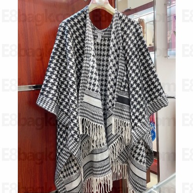 Dior Black and White Cashmere 30 Montaigne Poncho Top Quality